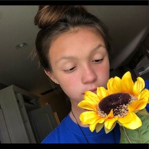 Meet your Posher, Madi